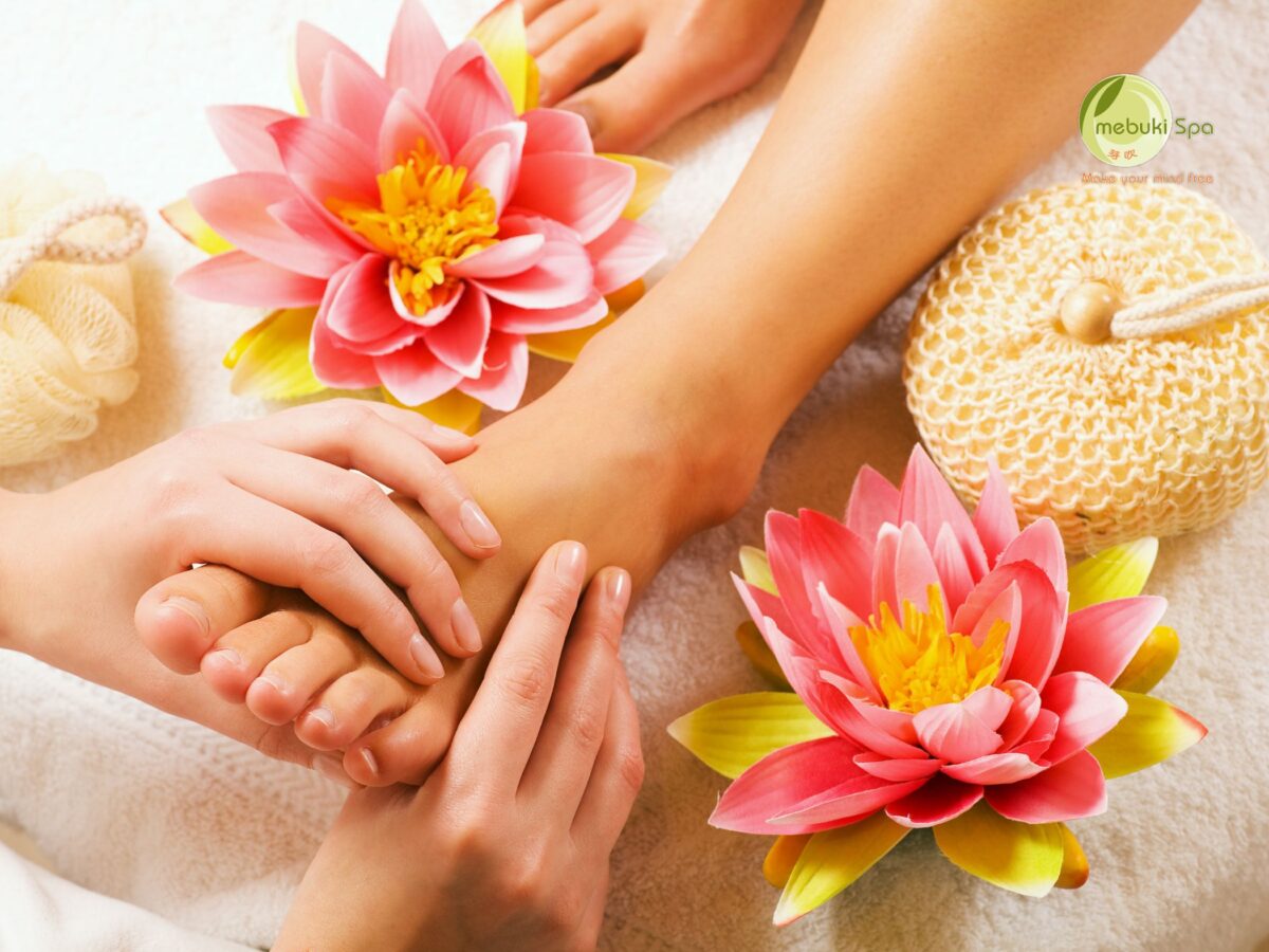 DISCOVER FOOT MASSAGE IN DISTRICT 1 IMMERSED IN RELAXATION